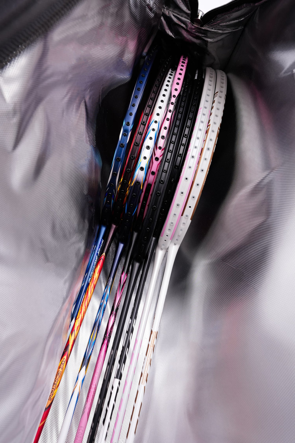 Rackets inside the 3D Eyesight Catching
