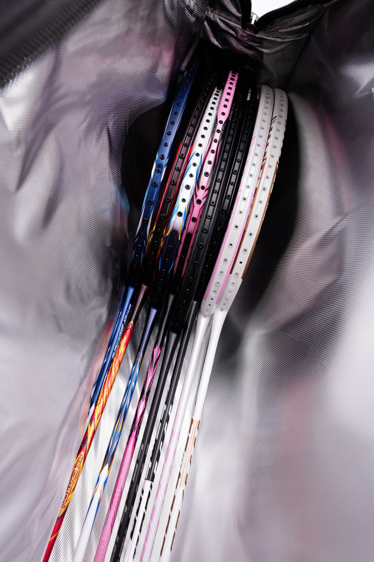 Rackets inside the 3D Eyesight Catching